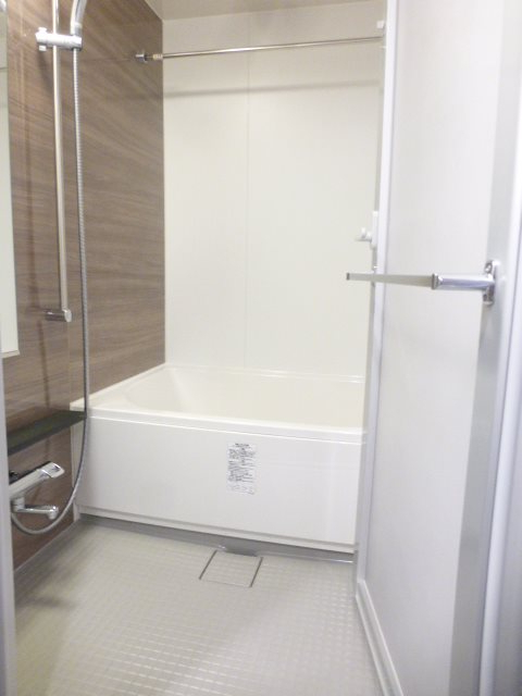 バス・シャワールーム　バス※別部屋参考写真