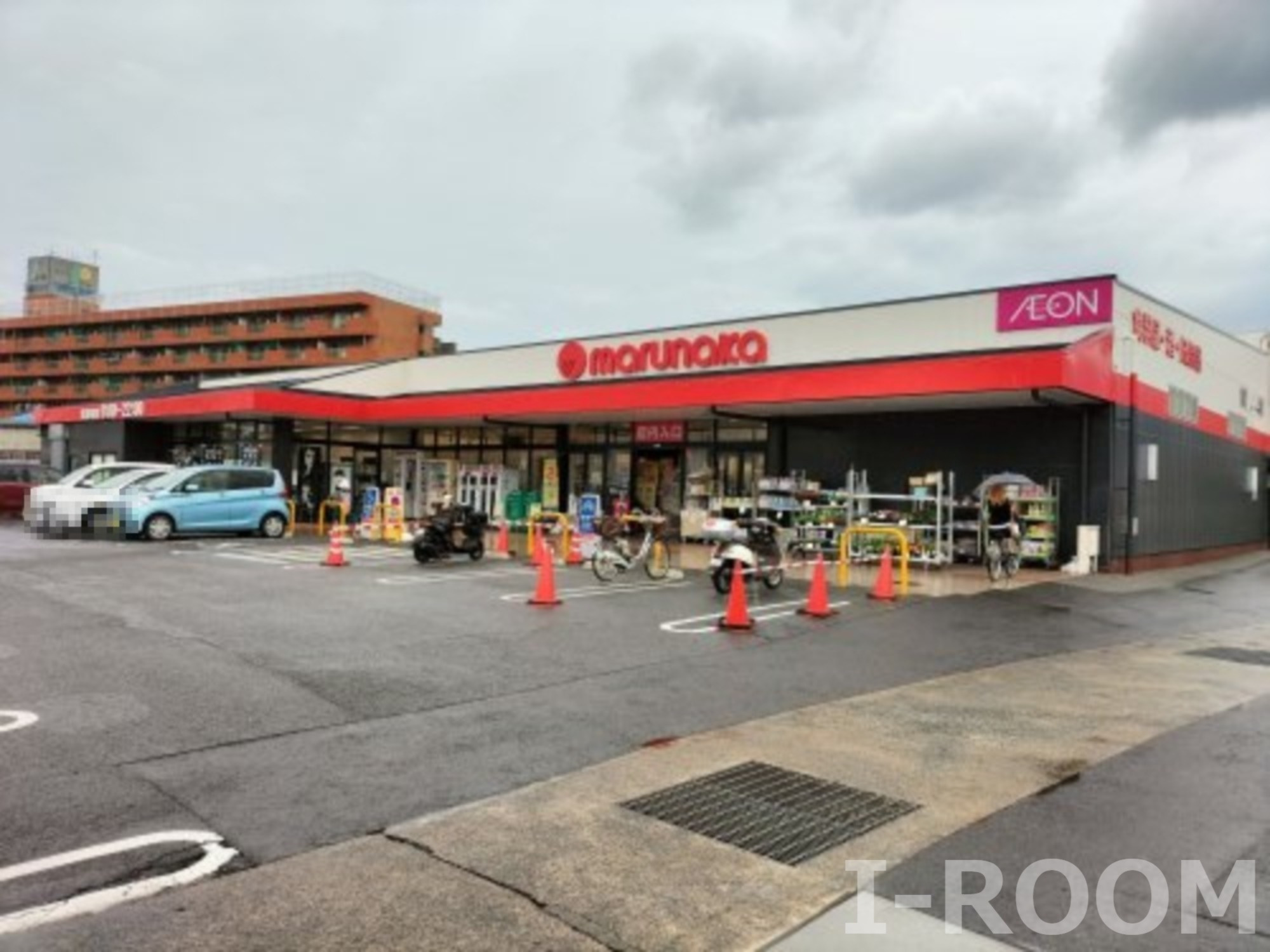 スーパー　マルナカ 川内店（スーパー）まで1517m