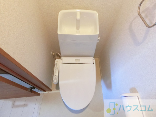 トイレ　シャワートイレ