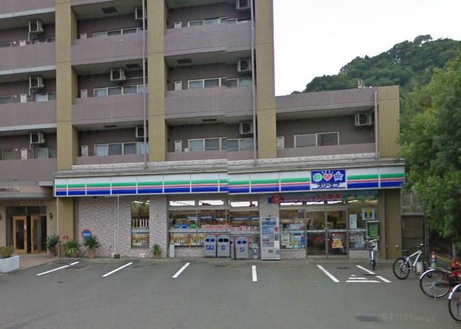 コンビニ　スリーエフ 藤沢本町駅前店（コンビニ）まで316m