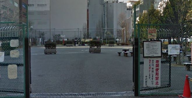 公園　小川広場（公園）まで658m