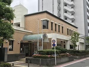 役所　綾瀬住区センター（役所）まで186m