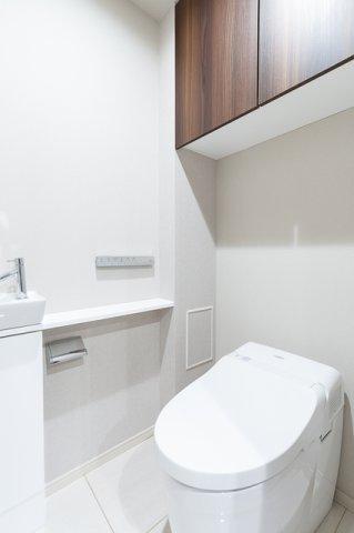 トイレ　※写真は同タイプ住戸です。