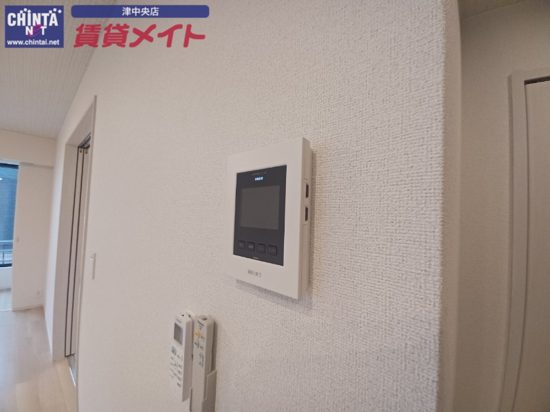 セキュリティ　同型参考写真
