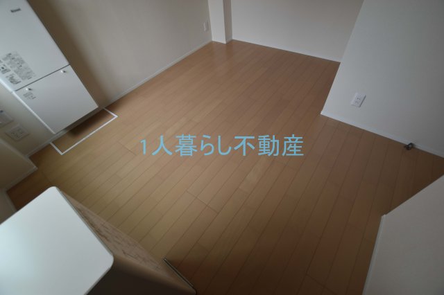 その他部屋・スペース　リビングを別角度から