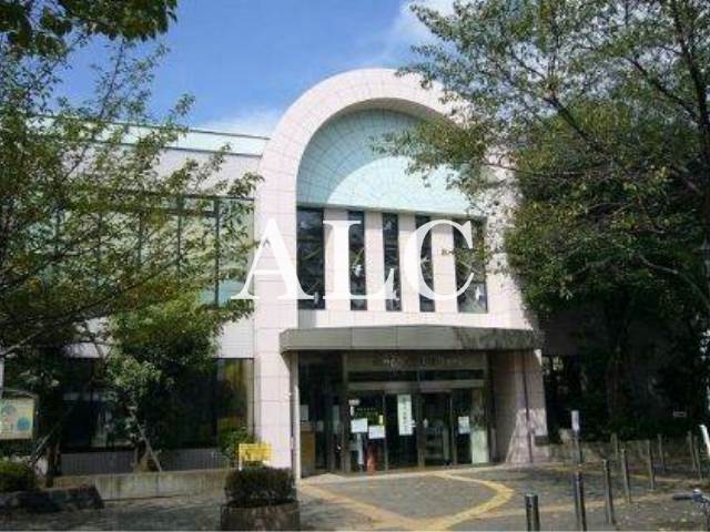 図書館　豊島区立上池袋図書館（図書館）まで912m