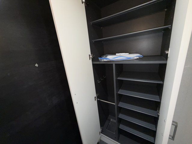 収納　同物件別部屋写真