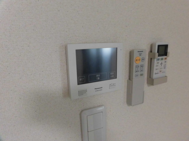 セキュリティ　TVモニター付きのインターホンです