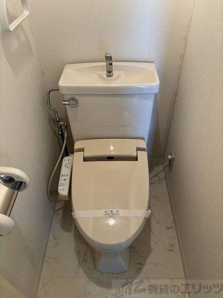 KM江坂のトイレ写真