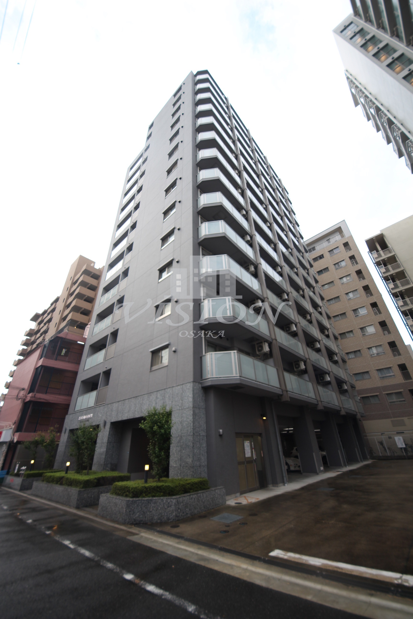 地下鉄御堂筋線 江坂駅 徒歩7分 築16年