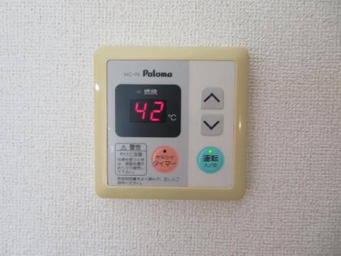 その他設備　給湯コントローラー