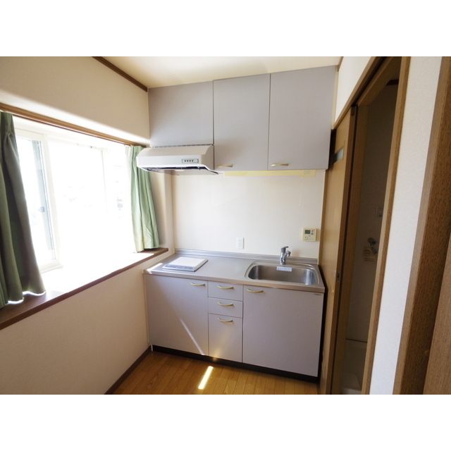 キッチン　※別間取りの写真です