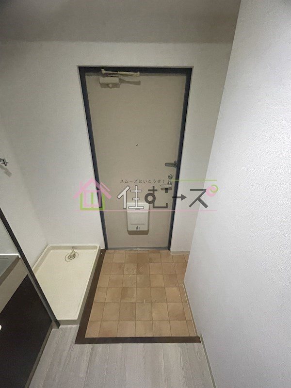 エスプライム新大阪IIの玄関写真