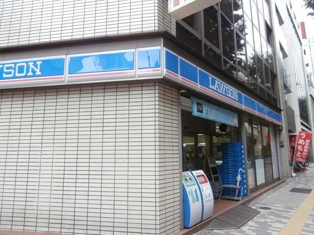 コンビニ　ローソン（コンビニ）まで215m