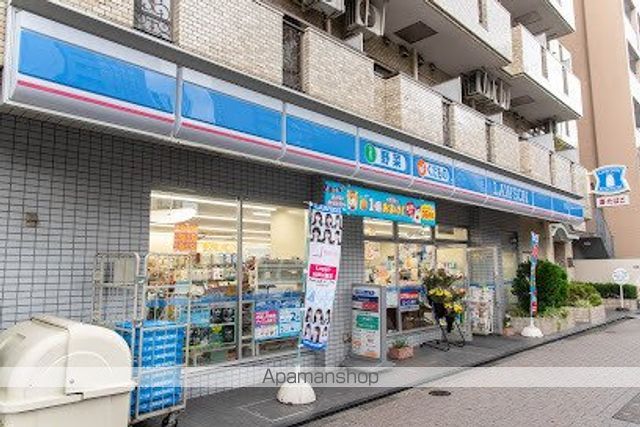 コンビニ　ローソン 麻布十番店（コンビニ）まで120m