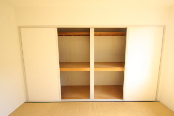 収納　※別部屋の写真です