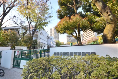 小学校　板橋区立緑小学校（小学校）まで1503m