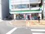 コンビニ　ファミリーマート（コンビニ）まで447m