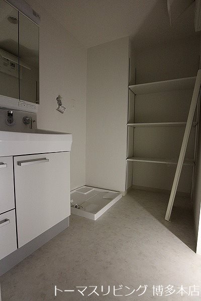 洗面設備　※別号室の参考写真になります。
