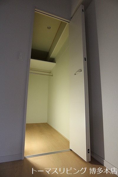 収納　※別号室の参考写真になります。