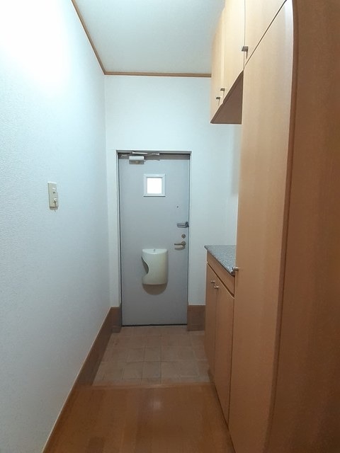 玄関　図面と現状に相違がある場合には現状を優先