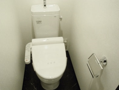 ラクラス月島のトイレ写真