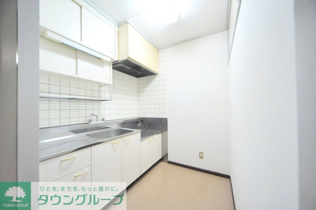 りんかい線 品川シーサイド駅 徒歩18分 14階建 築42年のキッチン写真