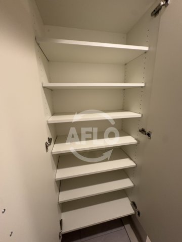 収納　ルフォンプログレ天満橋マークス　収納