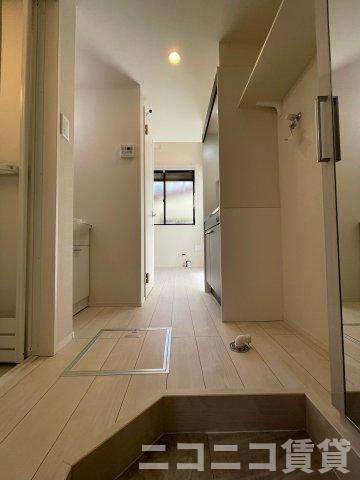 玄関　別号室イメージの為、現状を優先致します。