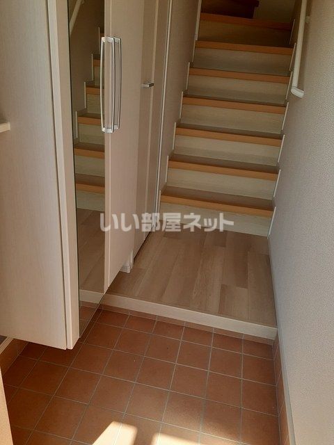スイート パレスIの玄関写真