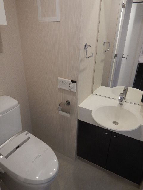 ガーラ・グランディ森下のトイレ写真