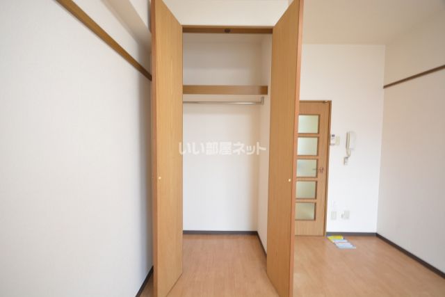 アベニュー竹末の内装写真