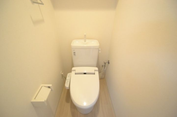 シャーメゾンステージ日野のトイレ写真
