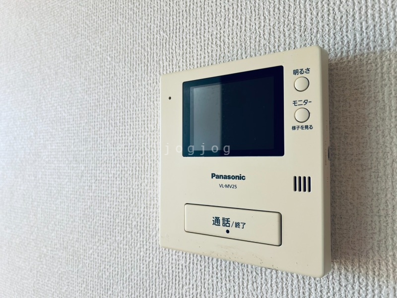 セキュリティ　モニター付きインターホンで来客確認も安心です！