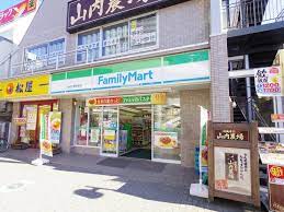 コンビニ　ファミリーマート 大泉学園駅前店（コンビニ）まで196m