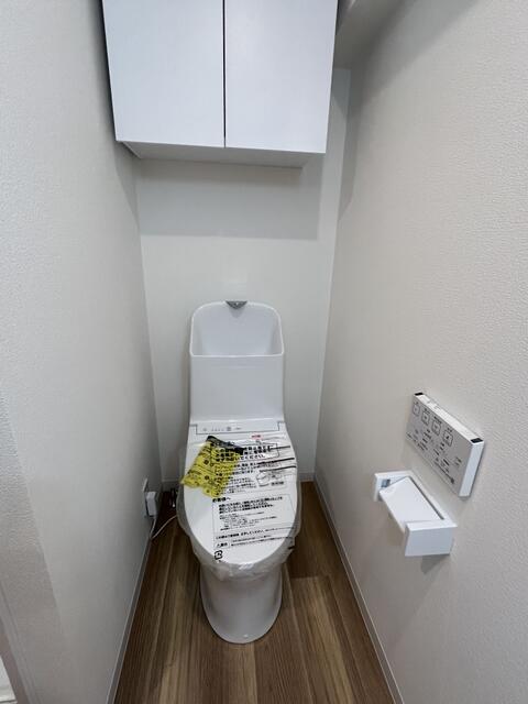 東京メトロ丸ノ内線 方南町駅 徒歩2分 10階建 築40年のトイレ写真