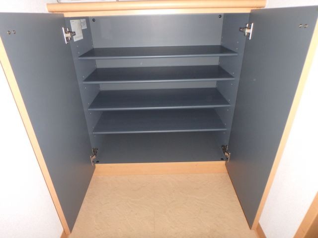 収納　同一間取りの別部屋写真です。 イメージです。