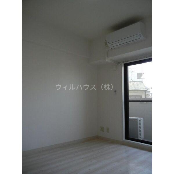 その他部屋・スペース　明るい洋室！