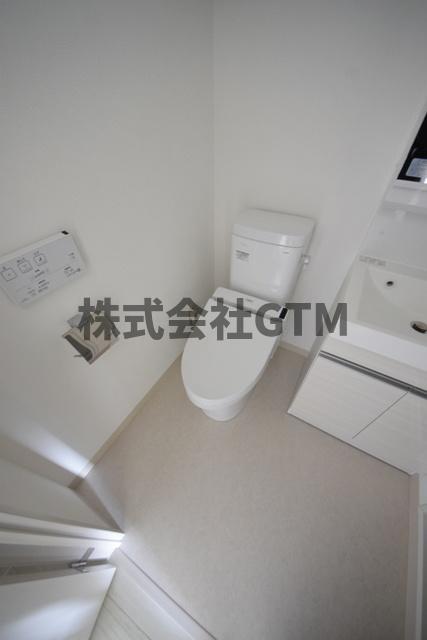 トイレ　※反転タイプ参考画像