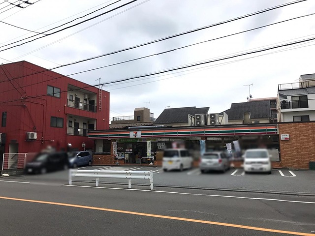 コンビニ　セブンイレブン 八王子子安3丁目店（コンビニ）まで270m