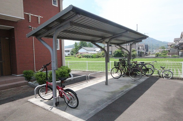 高松琴平電鉄琴平線 円座駅 徒歩10分 2階建 築19年の外観写真