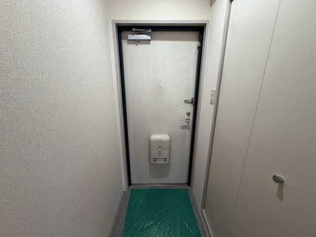 サンライズコートの玄関写真