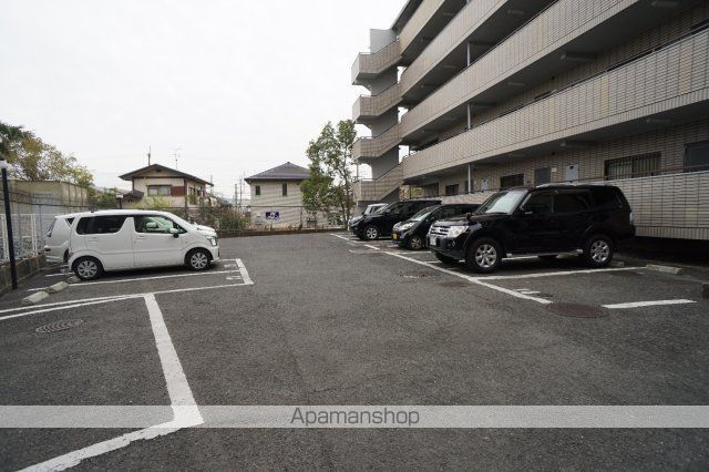 ＪＲ関西本線 大和小泉駅 徒歩11分 5階建 築38年の外観写真