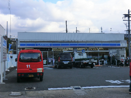 コンビニ　ローソン 宇治六地蔵店（コンビニ）まで222m