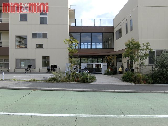 幼稚園・保育園　幼保連携型認定こども園多聞台こども園（幼稚園・保育園）まで2064m