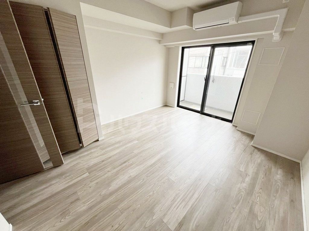 DIPS東十条駅前RESIDENCEの居間写真