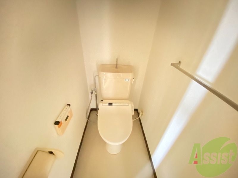 トイレ　トイレは水洗となっており、とても清潔にご利用できます。