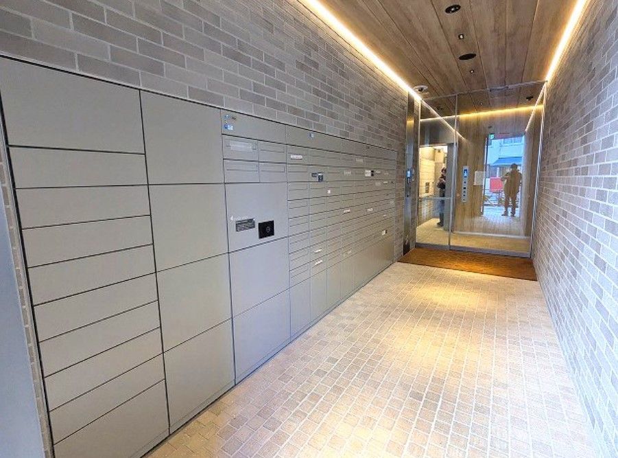 東京メトロ日比谷線 入谷駅 徒歩1分 14階建 築3年の外観写真