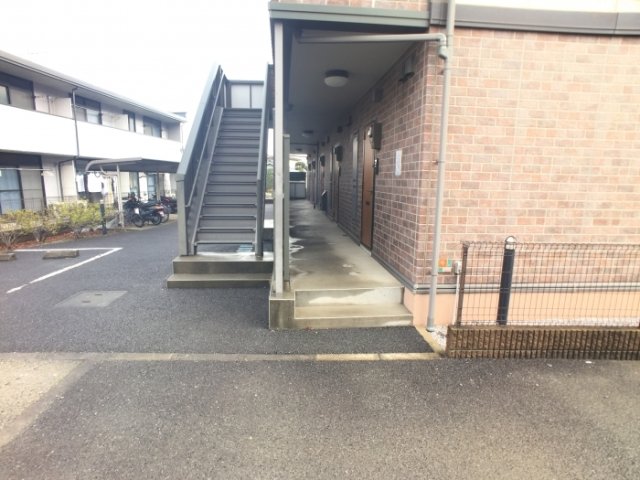 京王相模原線 京王堀之内駅 徒歩12分 2階建 築23年の外観写真