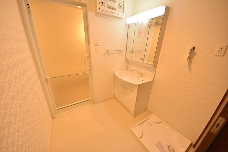 洗面設備　同タイプ別部屋。